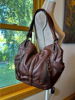 B. Makowsky Brown Pebbled Leather Hobo Shoulder Bag Chain Trim Double Zip Pocket